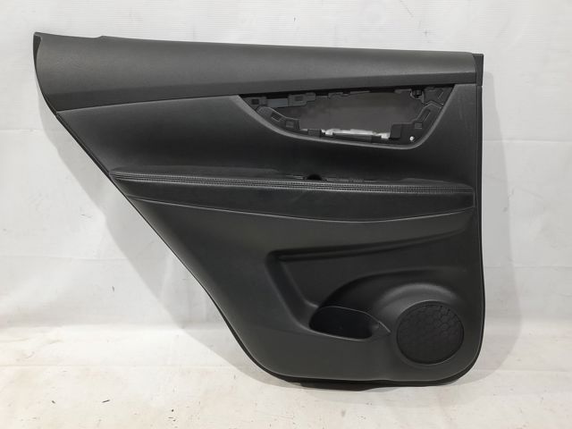 Карта двері задніх лівих 829014BA0A NISSAN