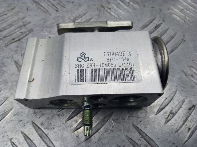 Клапан TRV, кондиціонера 8648253 VOLVO