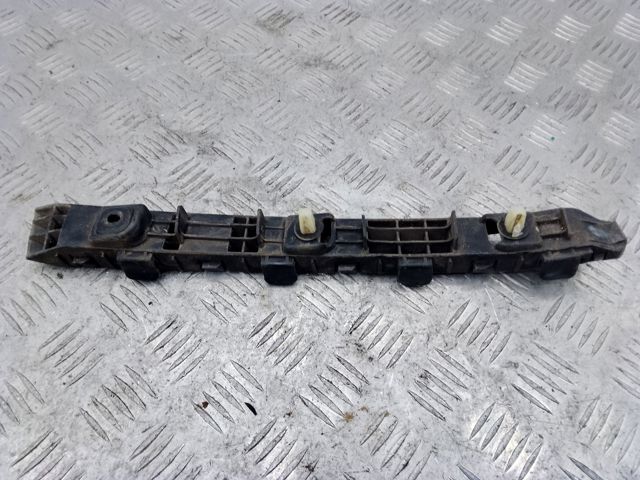 Кронштейн бампера заднього, правий 86614A5000 HYUNDAI