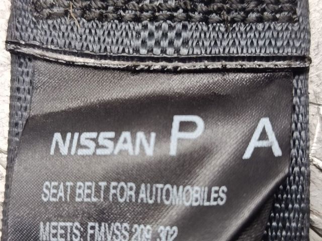Пасок безпеки задній 888845NA8A NISSAN