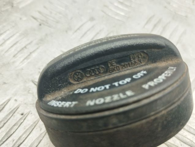 Кришка бензобаку 8K0201550E VAG