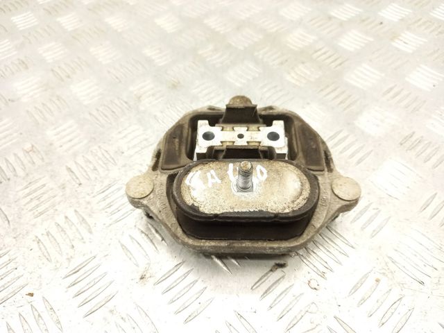 Підвіска КПП 8K0399151DB VAG
