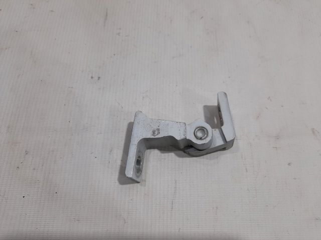 Петля задніх дверей, правих 8K0831402A PORSCHE