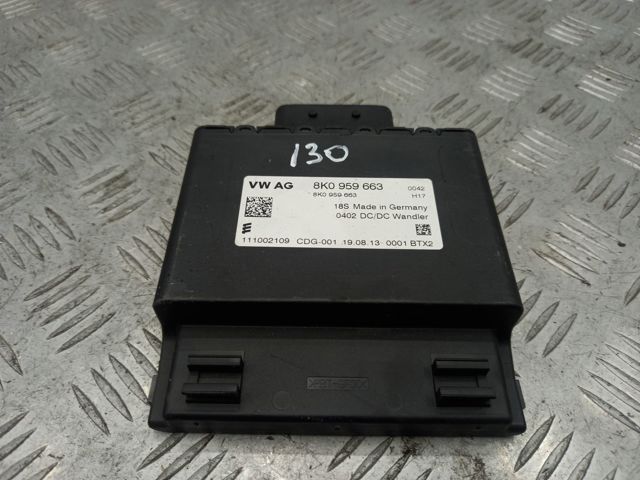 Стабілізатор напруги 8K0959663 VAG
