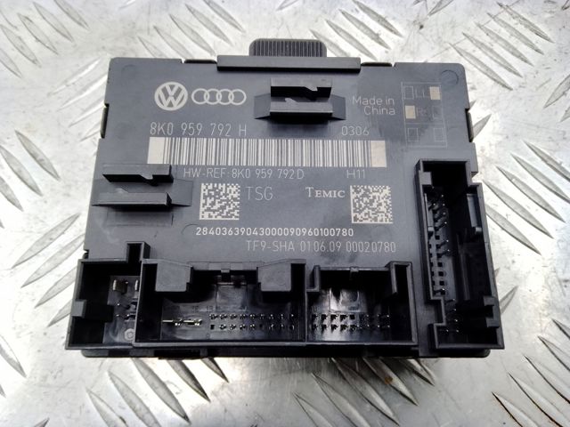 Блок комфорту передніх дверей 8K0959792H VAG