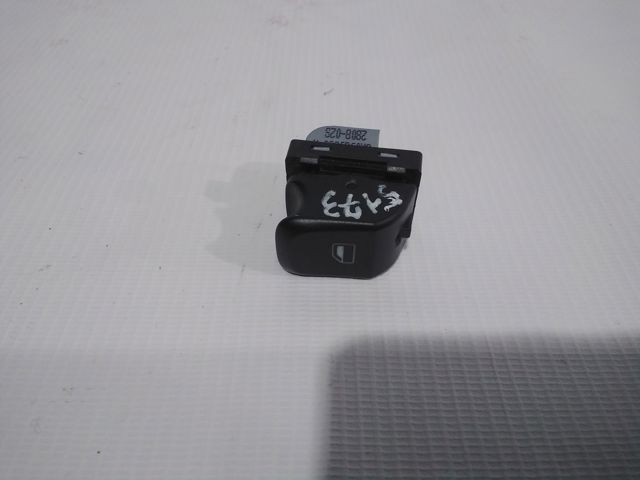 Кнопка підйомника переднього правого скла 8K0959855A VAG
