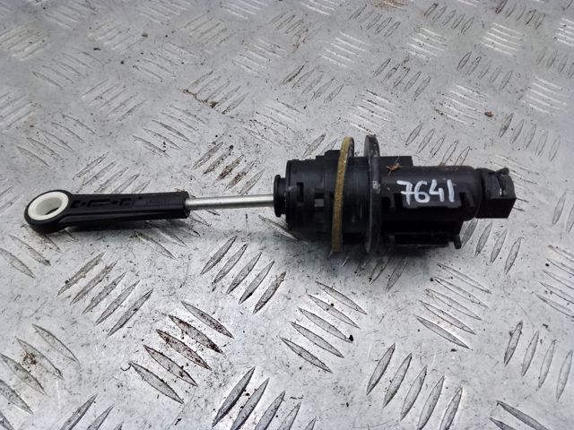 Циліндр зчеплення 8K1721401G VAG