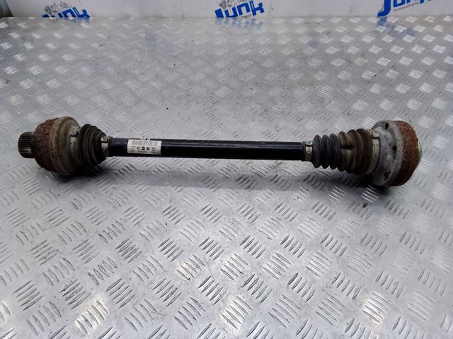 Піввісь задня, ліва 8R0501203D VAG