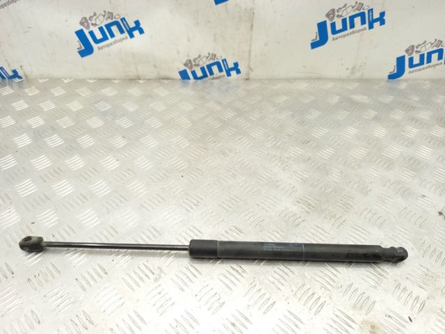 Стійка задніх дверей 8R0827552A VAG