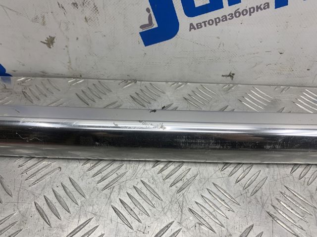 Рейлінг даху правий 8R0860022J2ZZ VAG