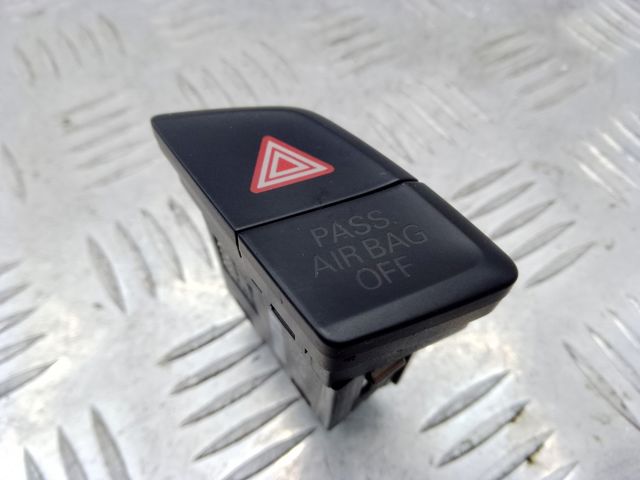 Кнопка аварійної сигналізації 8R1941509AV10 VAG