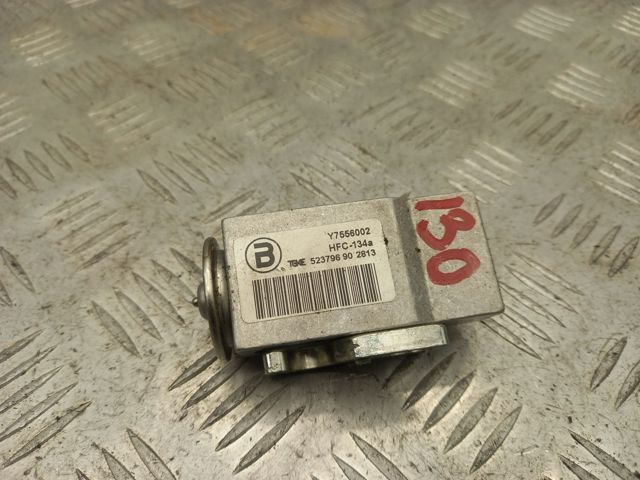 Клапан TRV, кондиціонера 8T0820679A VAG