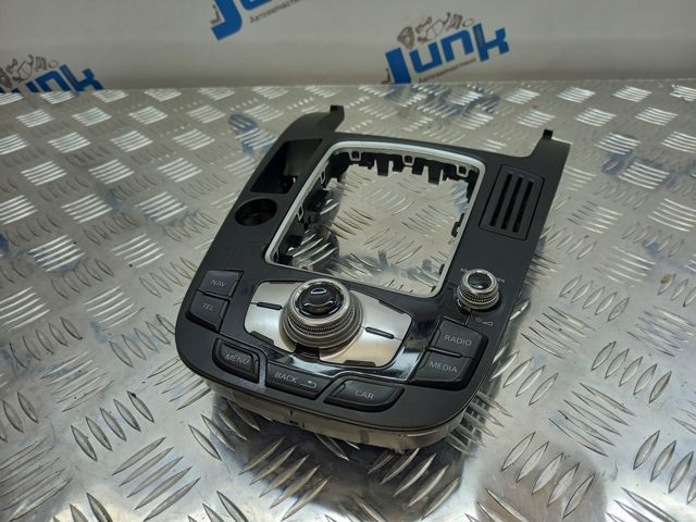 Блок керування мультимедійний 8T0919611LWFX VAG