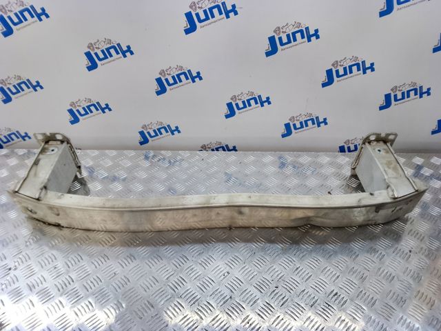 Шина бампера переднього 8U0807109E VAG