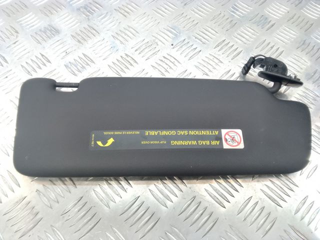 Козирок 8U0857551H7C0 VAG