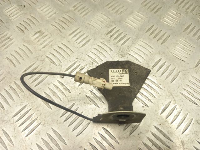 Антена 8V0035507 VAG