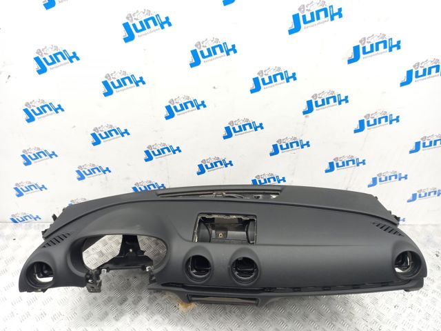Передня панель 8V1857001H24A VAG