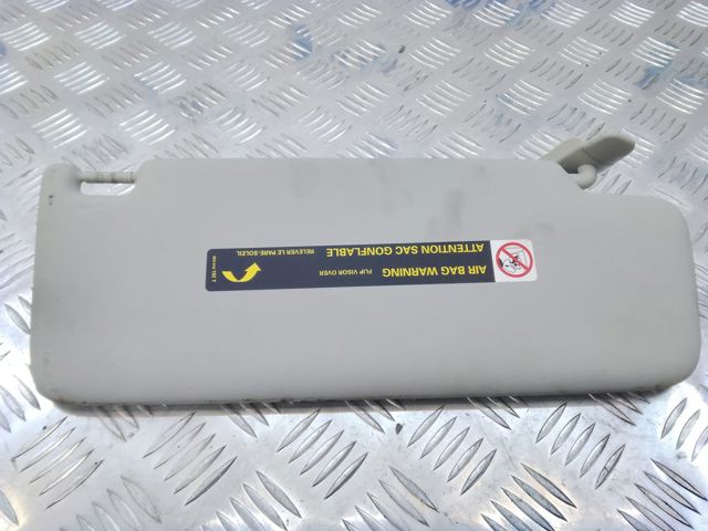 Козирок протисонячний 8V5857551DFT9 VAG