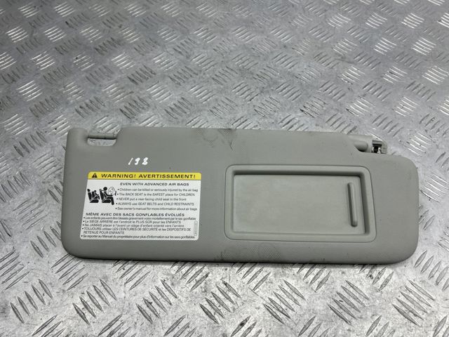 Козирок протисонячний 8V5857552DFT9 VAG
