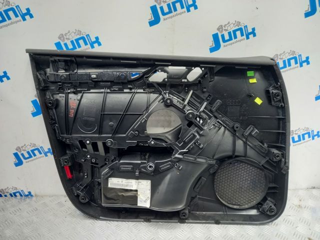 Обшивка салону 8V5867104JAQI VAG