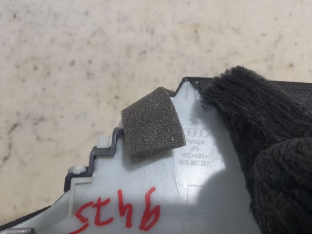 Обшивка стійки кузова внутрішня, задня ліва 8V5867287ODD VAG