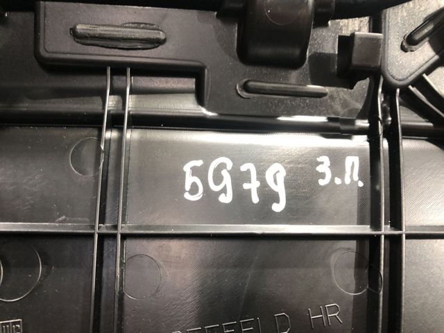 Обшивка правих задніх дверей 8V5867304JWFA VAG