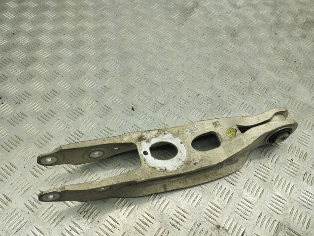 Балансир задній нижній 8W0505311E VAG