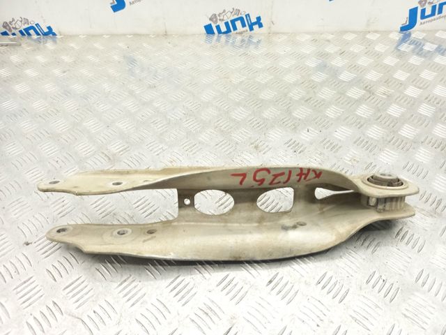 Балансир задній нижній 8W0505311H VAG