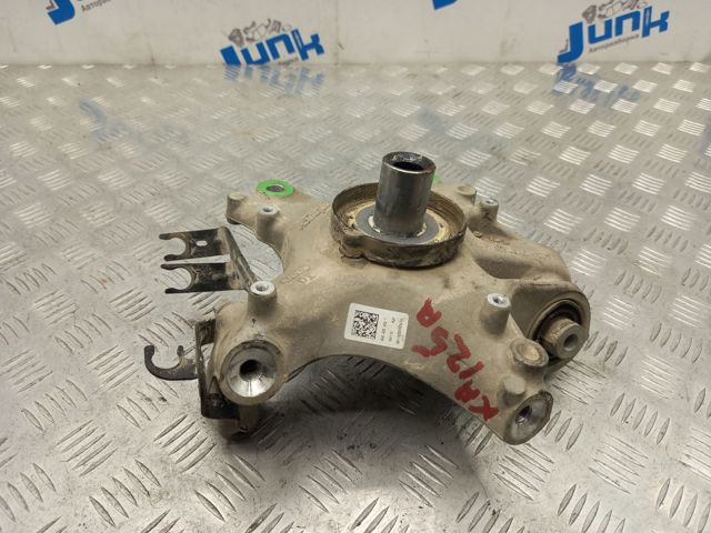 Цапфа поворотного кулака 8W0505432S VAG