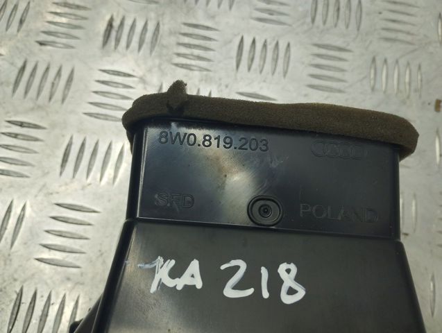 Решітка вентиляції салону в підлокітнику, задня 8W0819203B6PS VAG