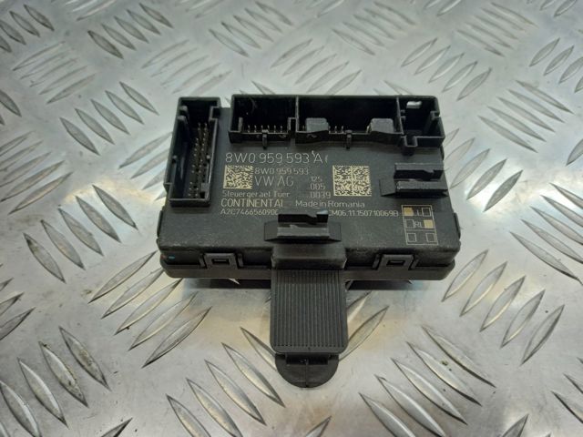Блок комфорту передніх дверей 8W0959593A VAG