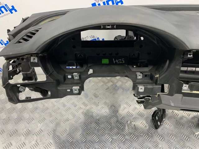 Передня панель 8W1857001H24A VAG
