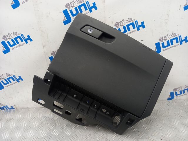Кришка бардачка 8W18801226PS VAG