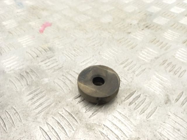Подушка радіатору нижня 9048040021 TOYOTA