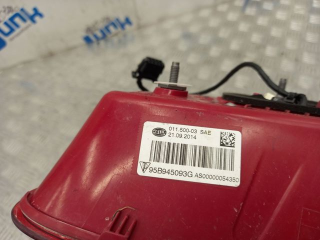 Стоп задній 95B945093A PORSCHE
