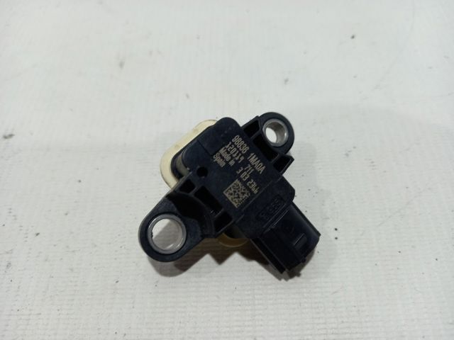 Датчик Айрбег передній 988361MA0A NISSAN