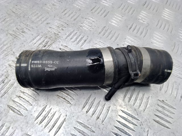 Шланг (патрубок) термостата 9W838555CC JAGUAR