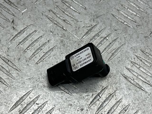 Датчик тиску наддуву турбіни A0009055906 MERCEDES