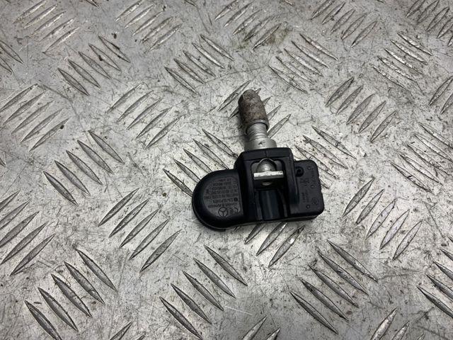 Кран управління тиском системи накачування шин A0009057200 MERCEDES