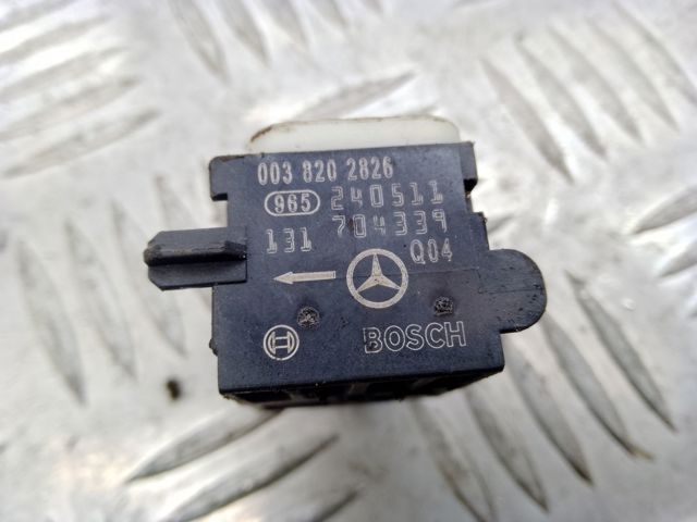 Датчик Ейрбег передній A0038202826 MERCEDES