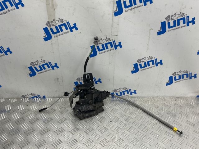 Внутрішній дверний замок A0997201800 MERCEDES