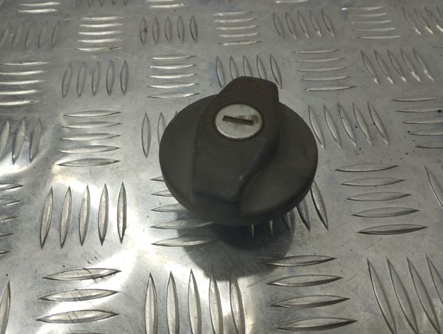 Кришка / пробка бензобака A1404700005 MERCEDES