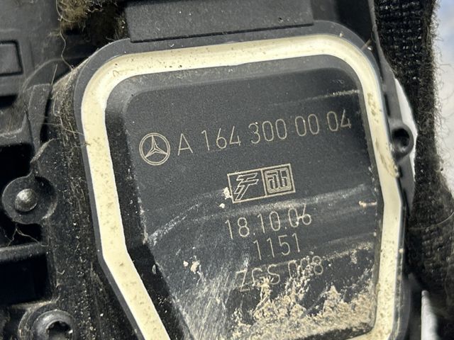 Педаль газу (акселератора) A1643000004 MERCEDES