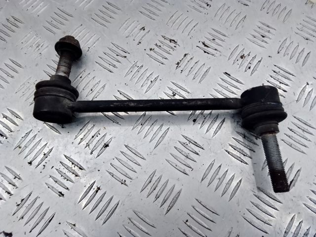 Тяга переднього стабілізатора A1643202132 MERCEDES