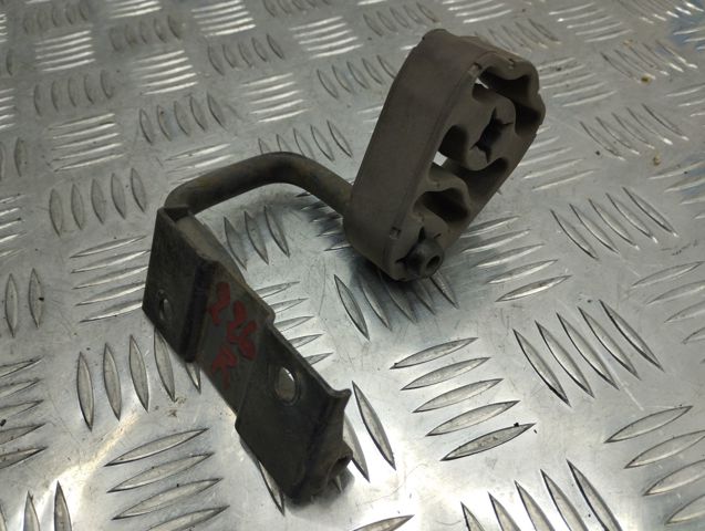Кронштейн кріплення глушника A1644900237 MERCEDES