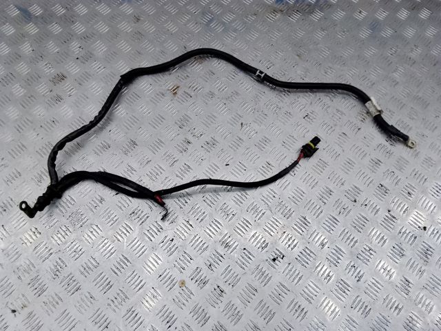Кабель стартера A1645400236 MERCEDES
