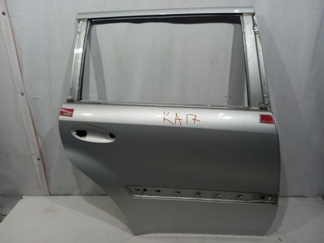 Двері задні, праві A1647300405 MERCEDES