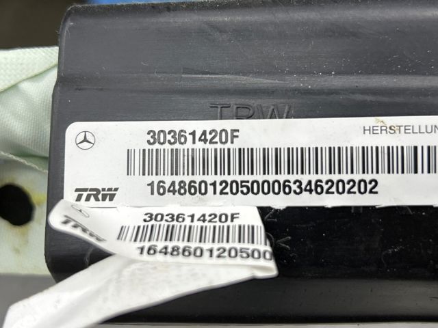 Подушка безпеки, збоку права айрбег A1648601205 MERCEDES