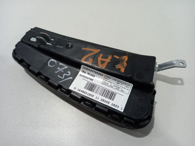 Подушка переднього сидіння A1648601805 MERCEDES