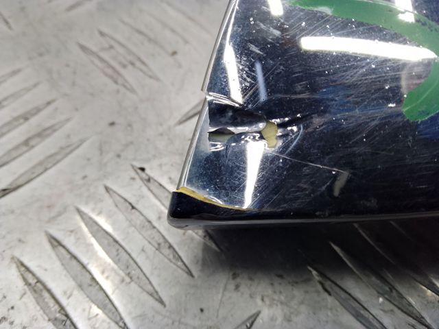 Накладка бампера переднього, права A1648847422 MERCEDES